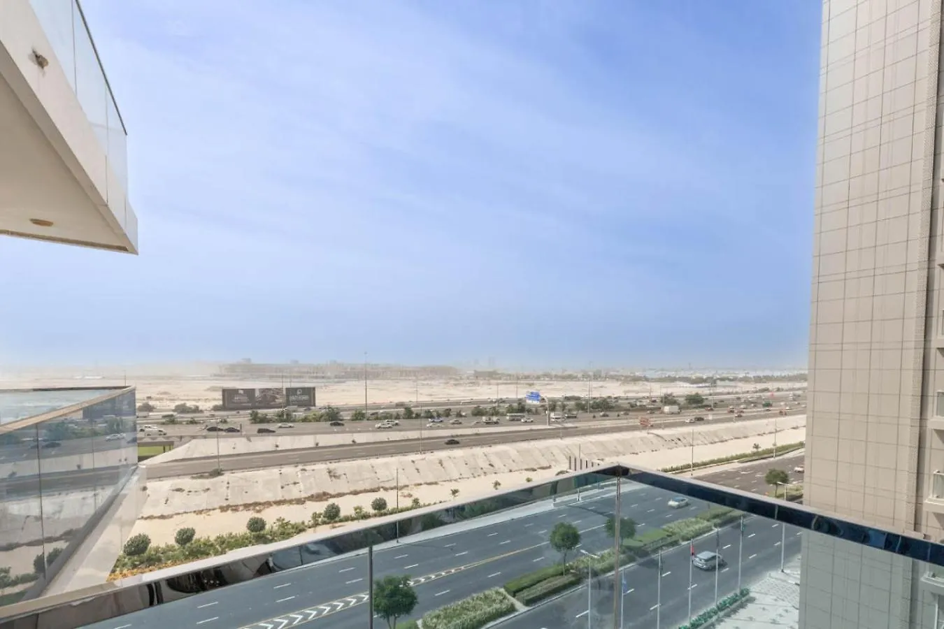 Apartment Cozy Studio 7 Minutes From Dubai Mail