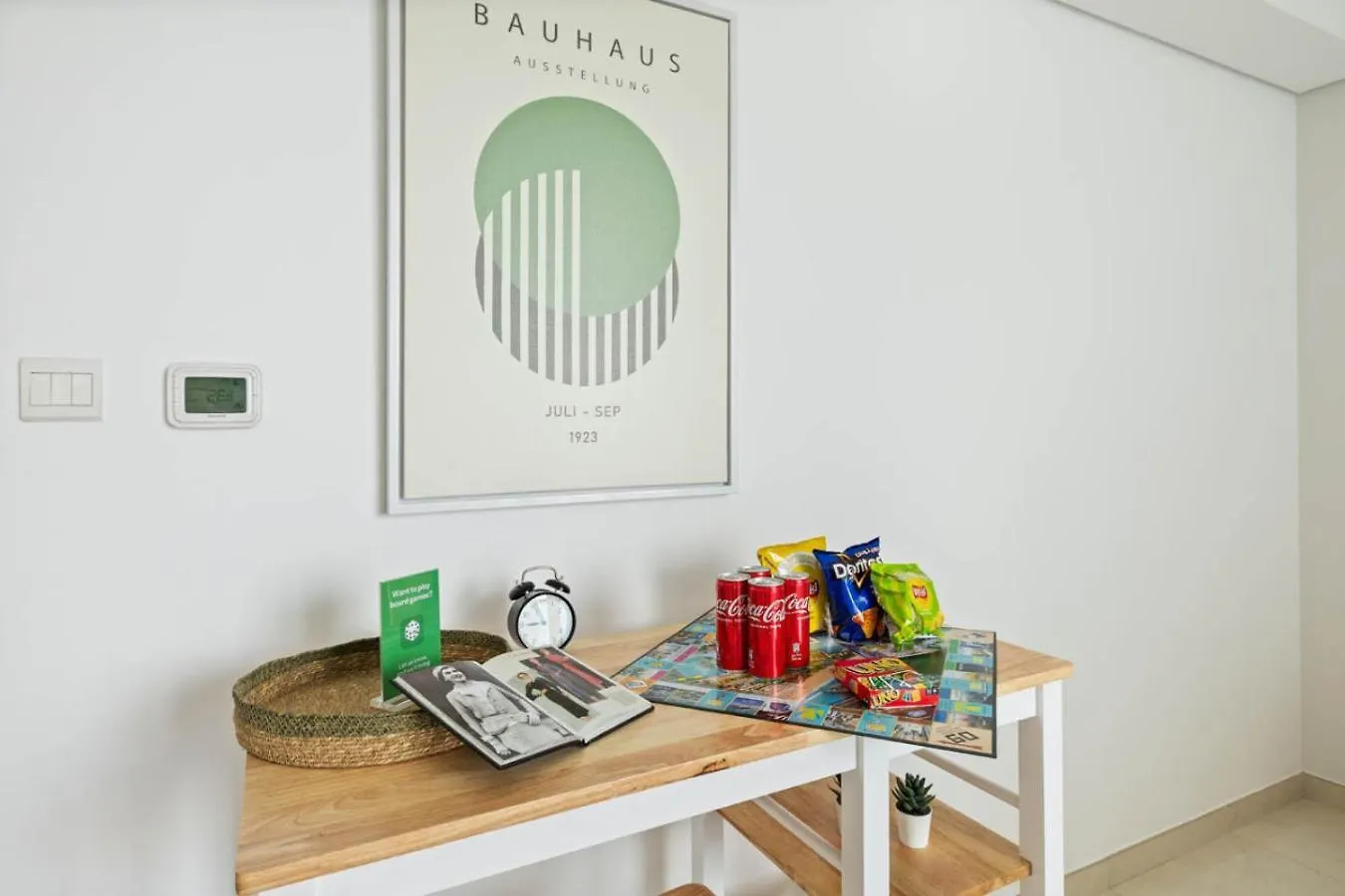 Cozy Studio 7 Minutes From Dubai Mail Apartment
