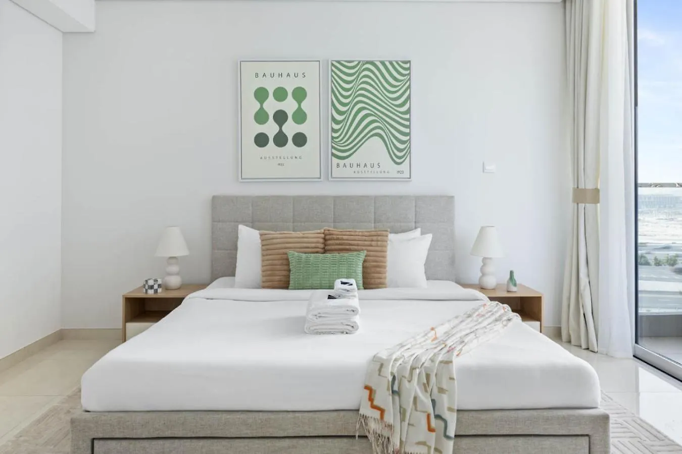 Cozy Studio 7 Minutes From Dubai Mail United Arab Emirates