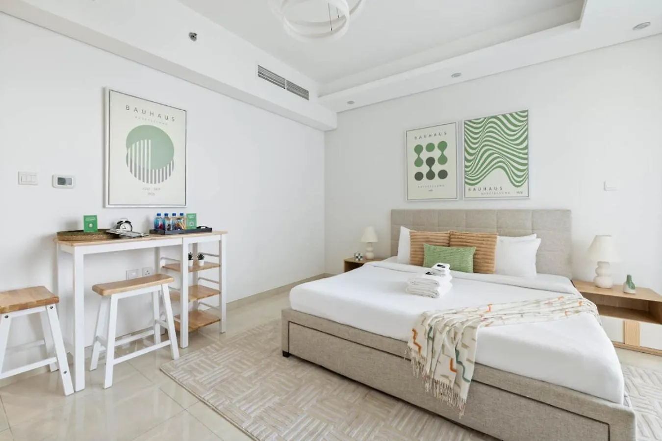 Apartment Cozy Studio 7 Minutes From Dubai Mail