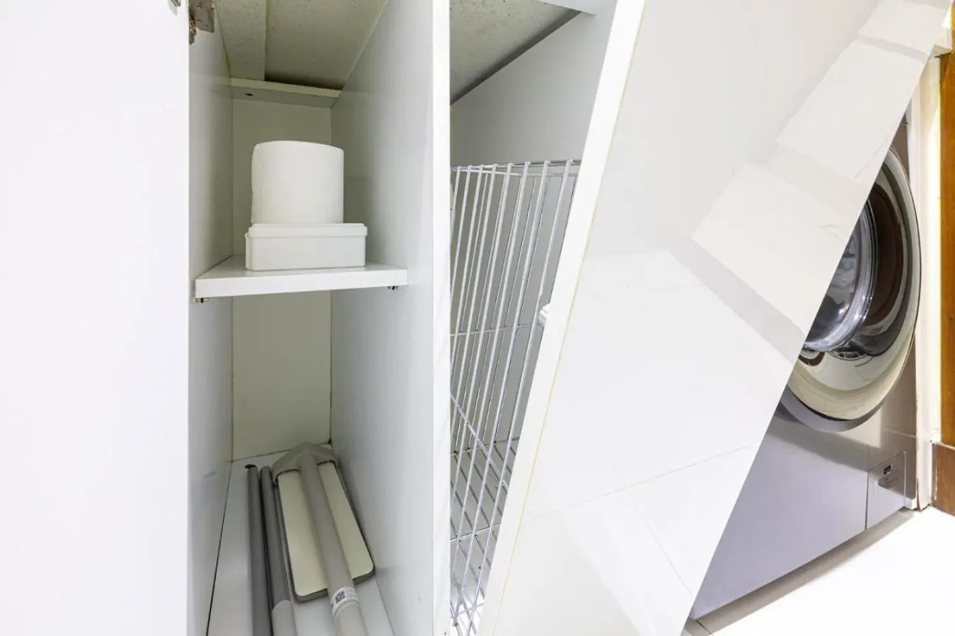 Cozy Studio 7 Minutes From Dubai Mail 0*,  Emirati Arabi Uniti